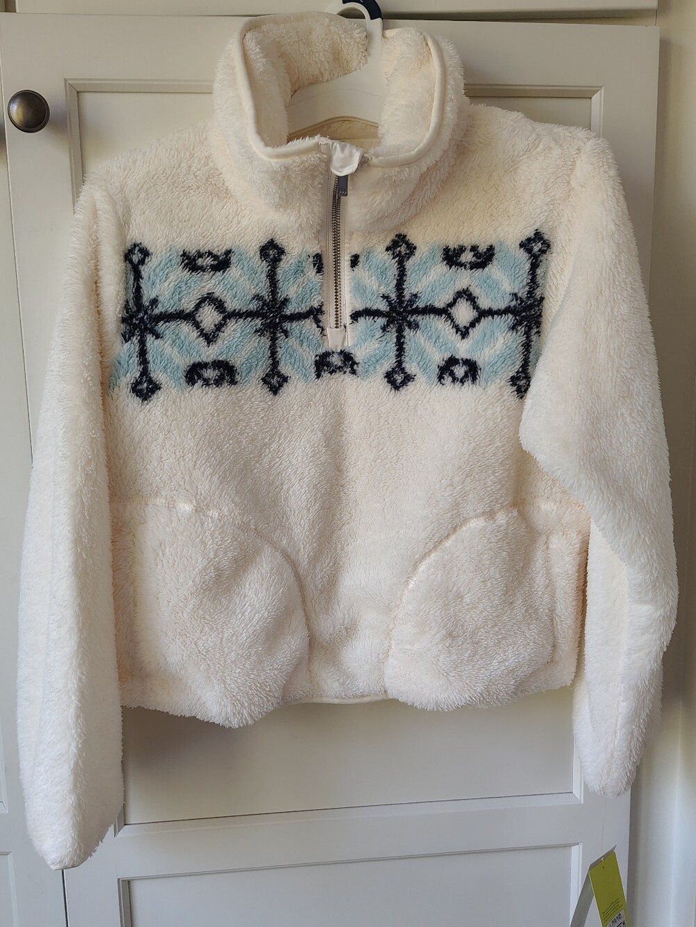 Soft Cozy Fleece Pullover Half-Zip Nordic Snowflake Furry Warm Size 10/12 Large